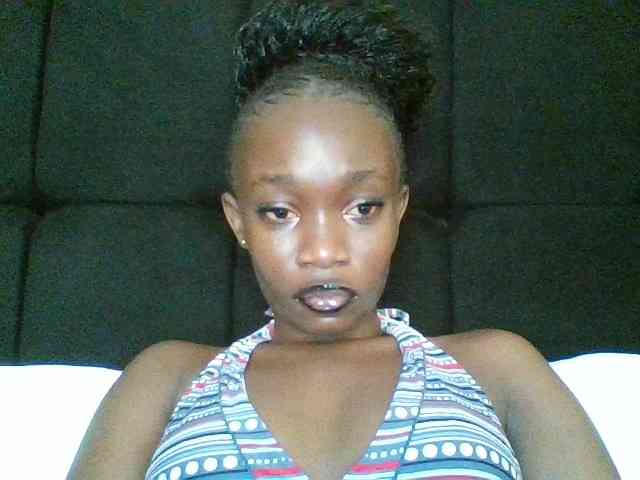 kourtcali webcam