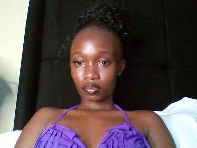 kourtcali webcam