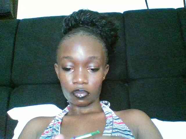 kourtcali webcam
