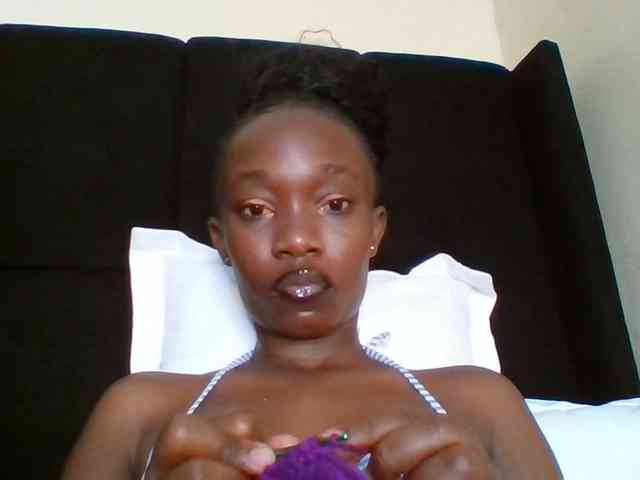 kourtcali webcam