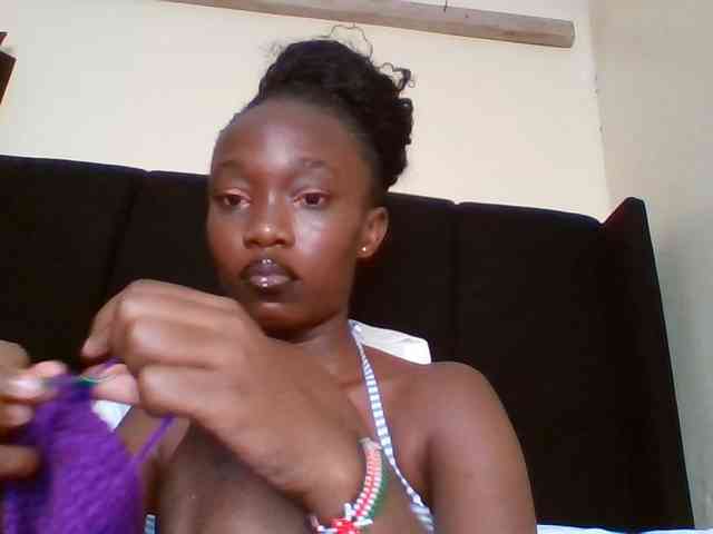 kourtcali webcam