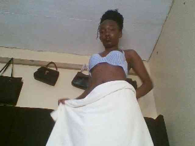 kourtcali webcam