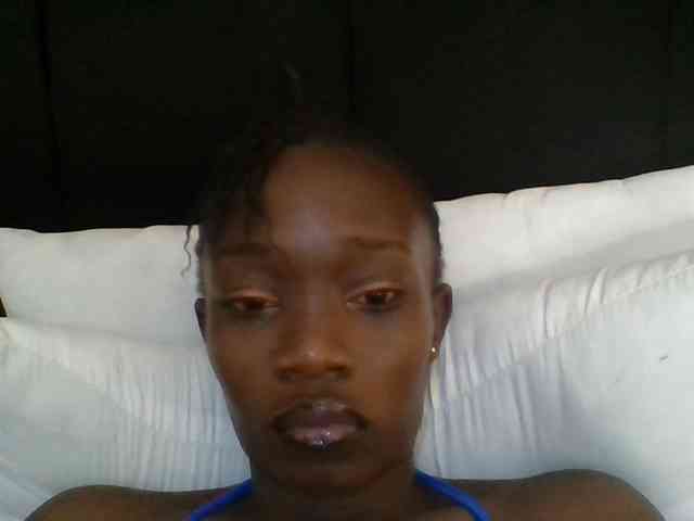 kourtcali webcam