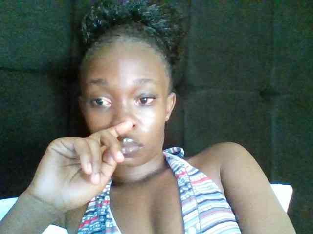 kourtcali webcam