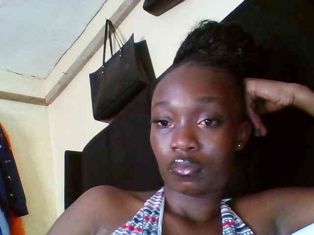 kourtcali webcam