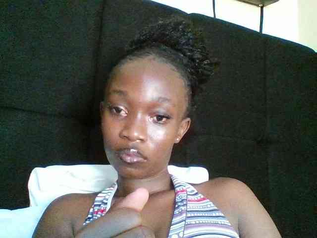 kourtcali webcam
