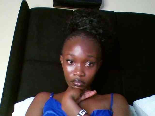 kourtcali webcam