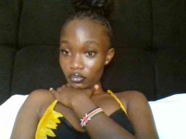 kourtcali webcam