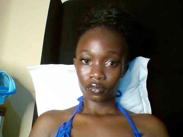 kourtcali webcam