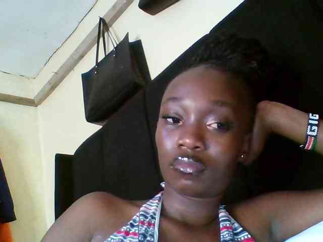 kourtcali webcam