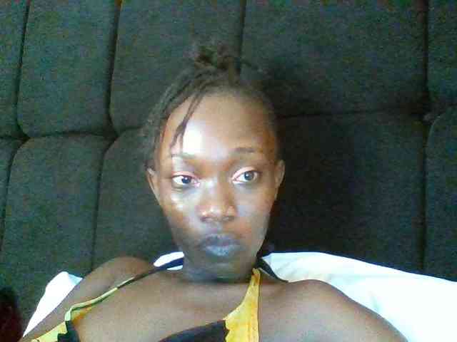 kourtcali webcam