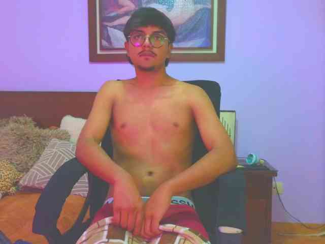 LukeandSimon Live Webcam on BongaCams
