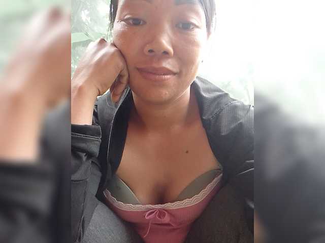trieungan89 live cam on BongaCams