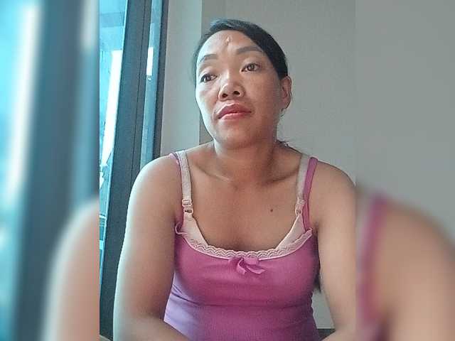 trieungan89 live cam on BongaCams
