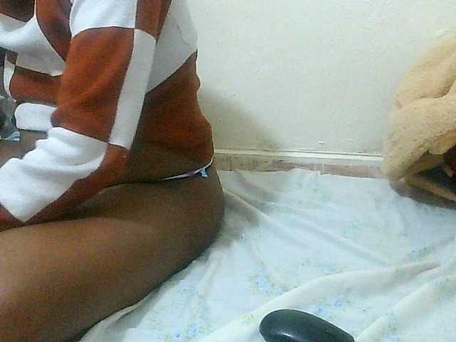 Queentafa23 live cam on BongaCams