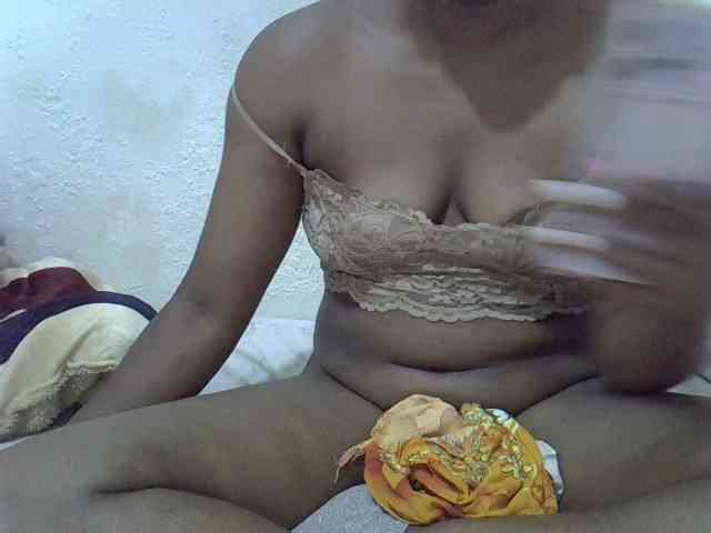 Queentafa23 webcam