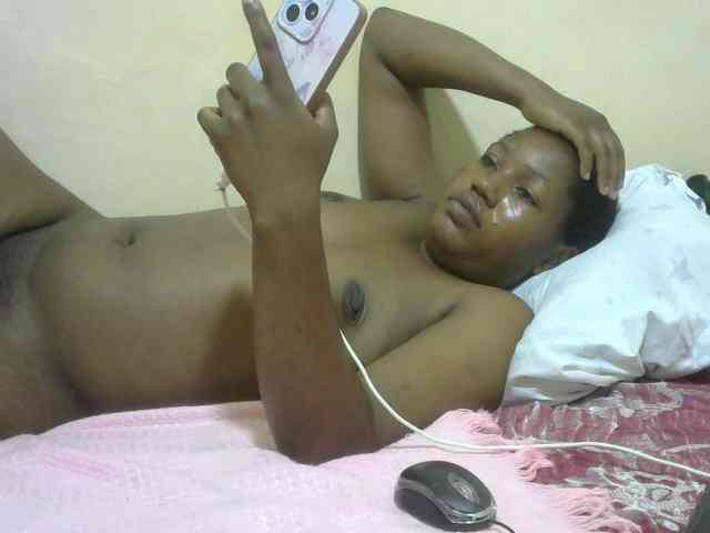 Queentafa23 webcam