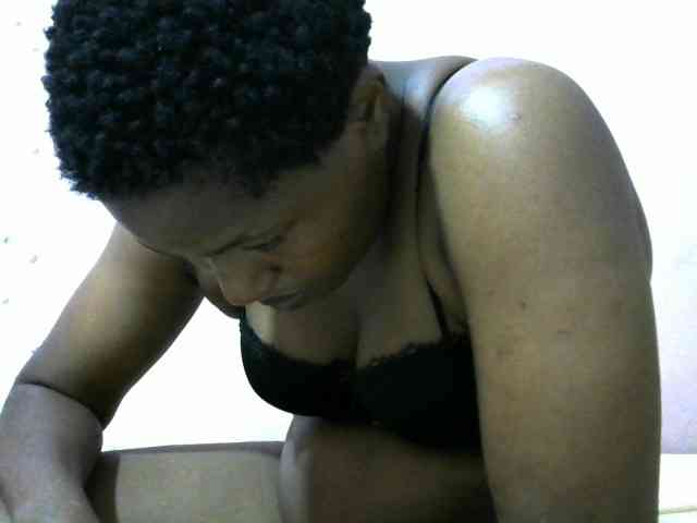 Queentafa23 webcam