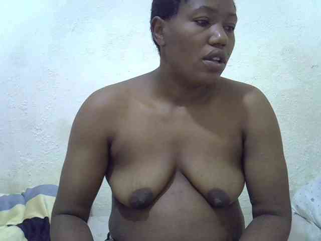 Queentafa23 webcam