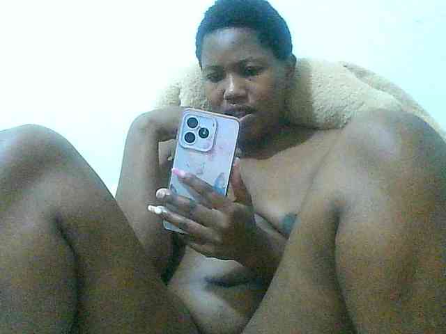 Queentafa23 webcam