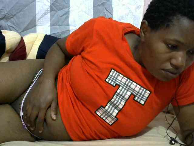 Queentafa23 webcam