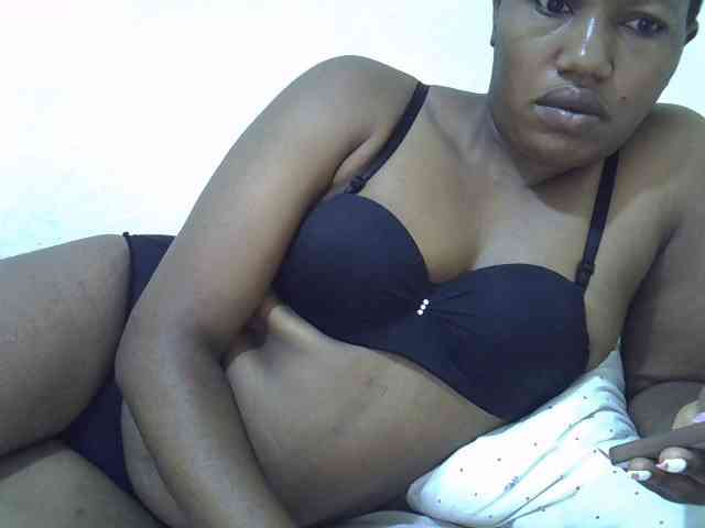 Queentafa23 Sex Cam Show