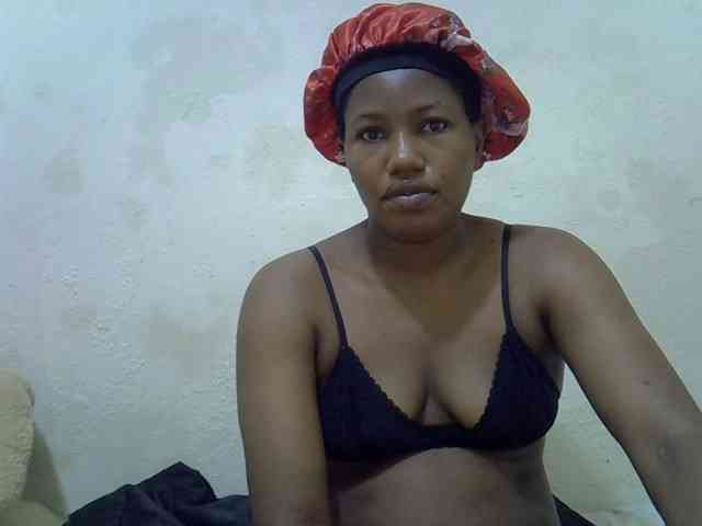 Queentafa23 webcam
