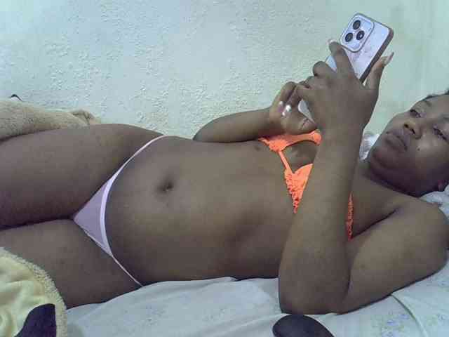 Queentafa23 webcam