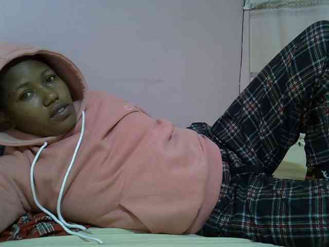 Queentafa23 webcam