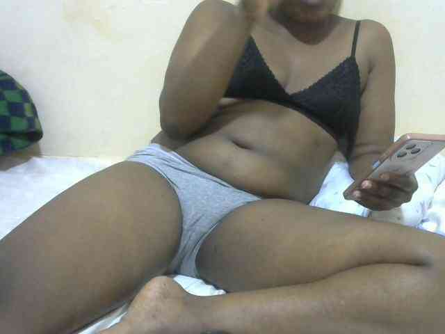 Queentafa23 webcam