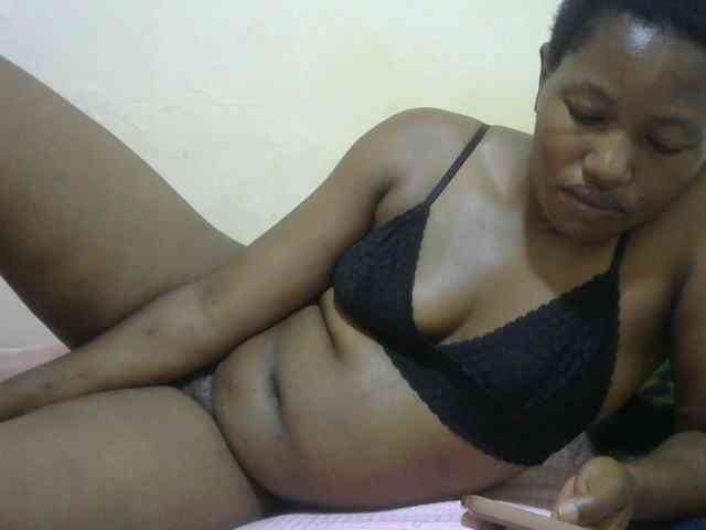 Queentafa23 webcam