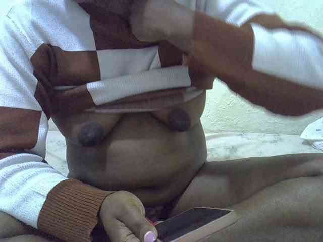 Queentafa23 webcam