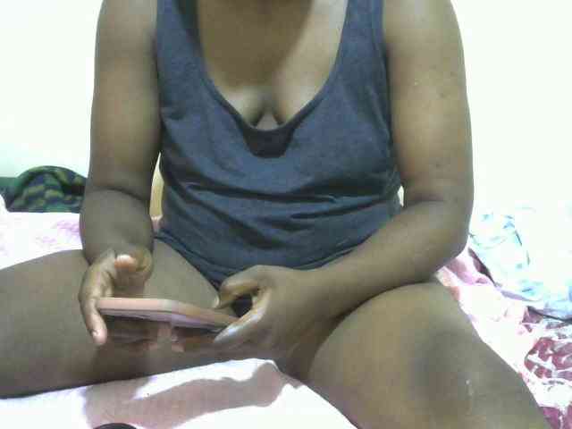 Queentafa23 webcam