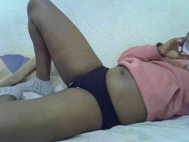 Queentafa23 webcam
