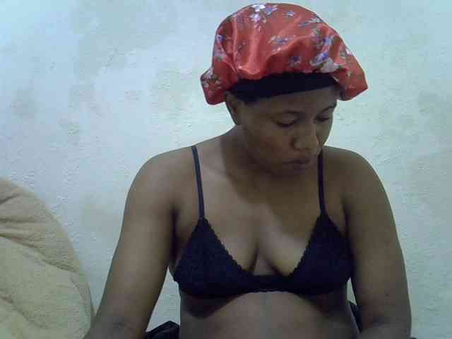 Queentafa23 webcam