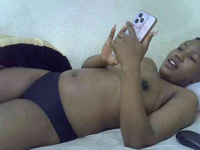 Queentafa23 webcam