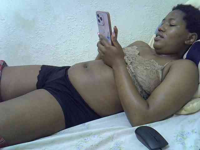 Queentafa23 webcam