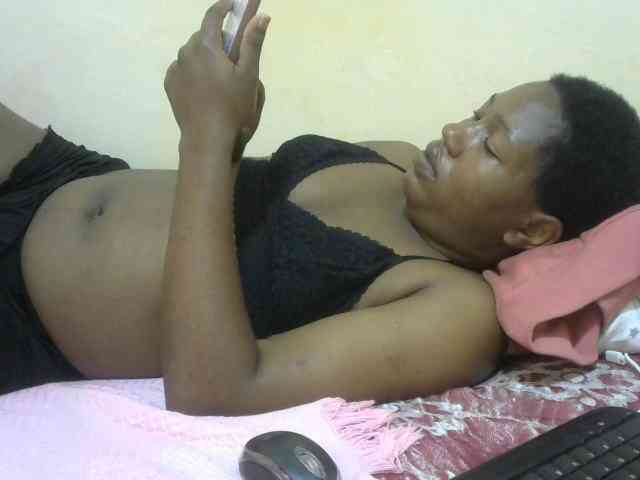 Queentafa23 webcam