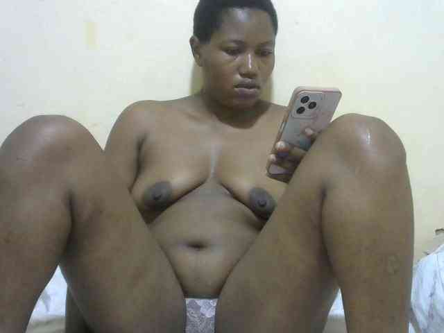 Queentafa23 webcam