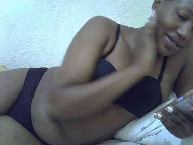 Queentafa23 webcam