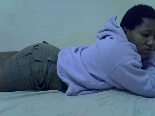 Queentafa23 webcam