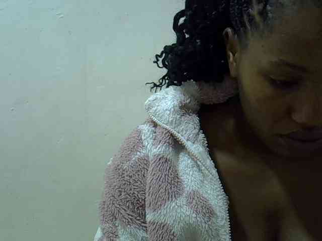 Queentafa23 webcam
