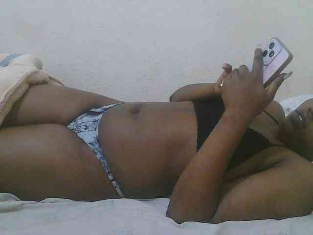 Queentafa23 webcam