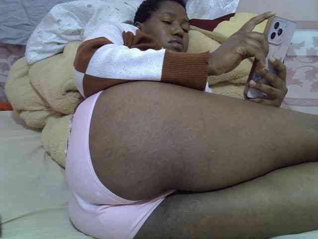 Queentafa23 webcam