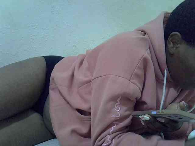 Queentafa23 webcam