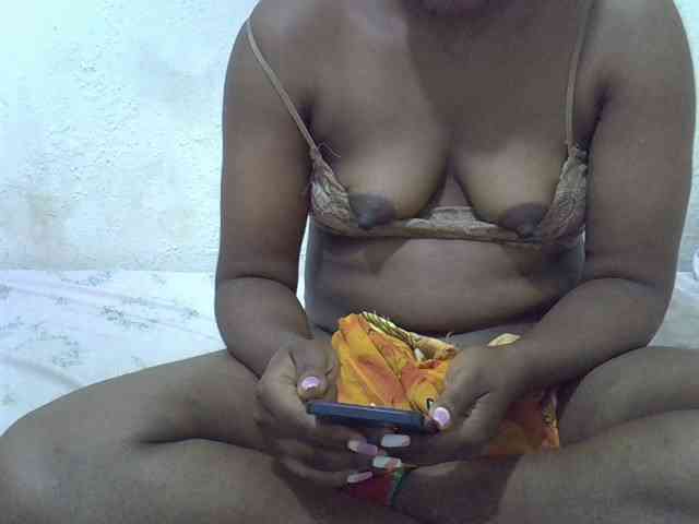 Queentafa23 webcam