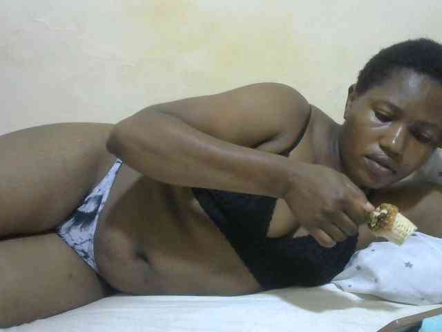 Queentafa23 webcam