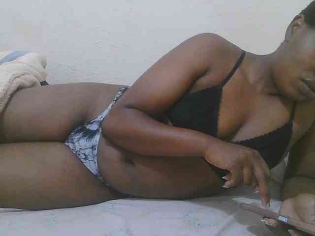 Queentafa23 webcam