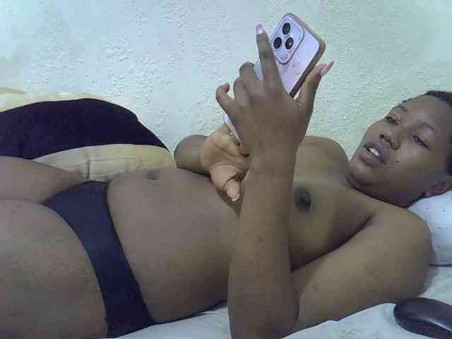 Queentafa23 webcam