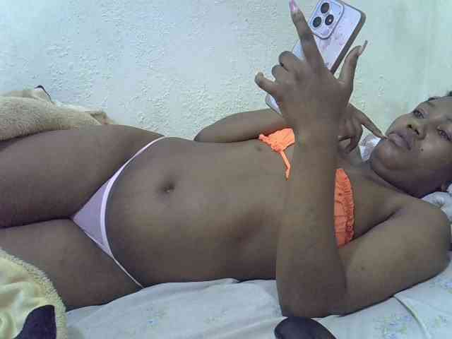 Queentafa23 webcam